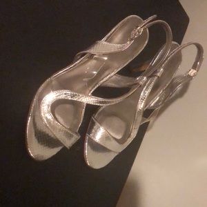 Mootsies tootsies silver heels